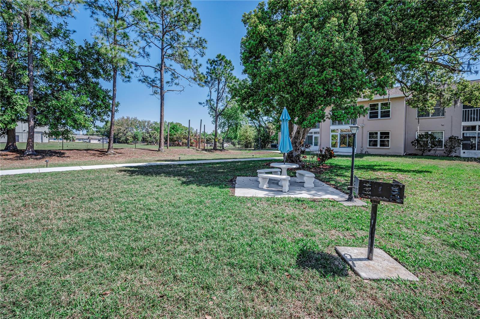 SUNNYBROOK CONDO 10 - Residential