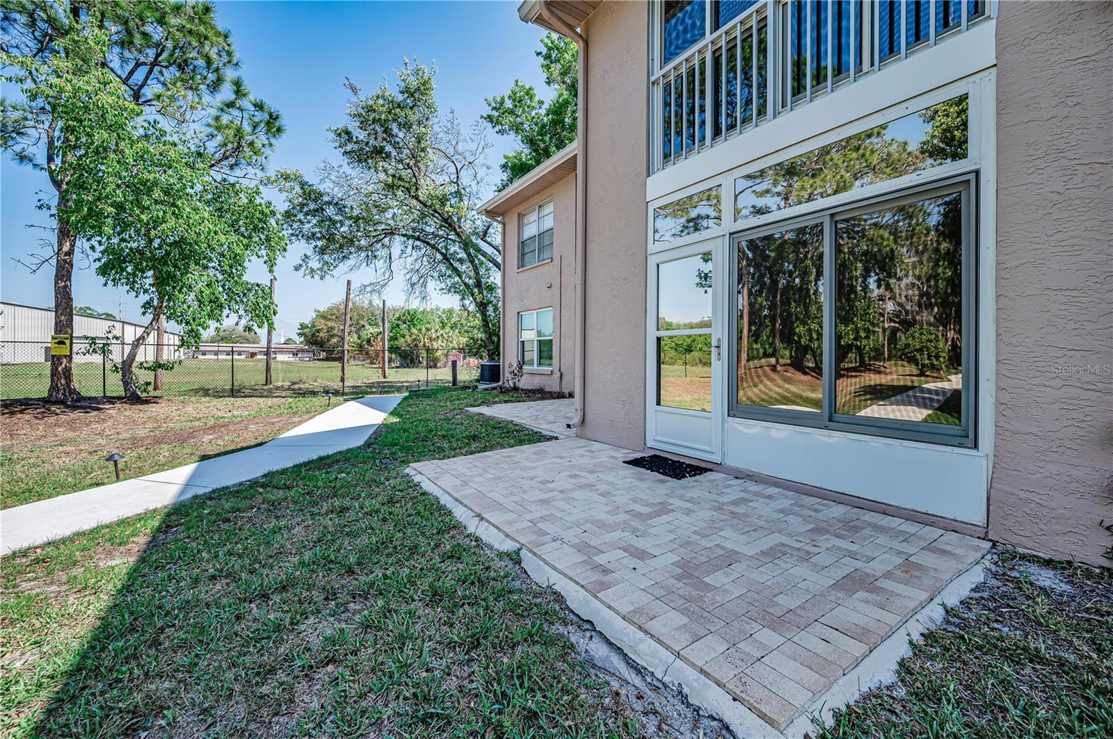 SUNNYBROOK CONDO 10 - Residential