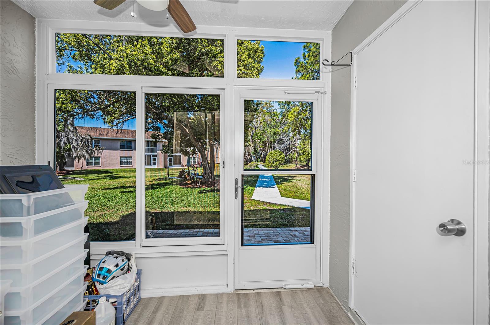 SUNNYBROOK CONDO 10 - Residential