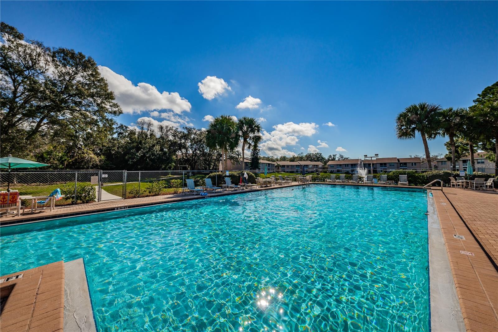 SUNNYBROOK CONDO 10 - Residential