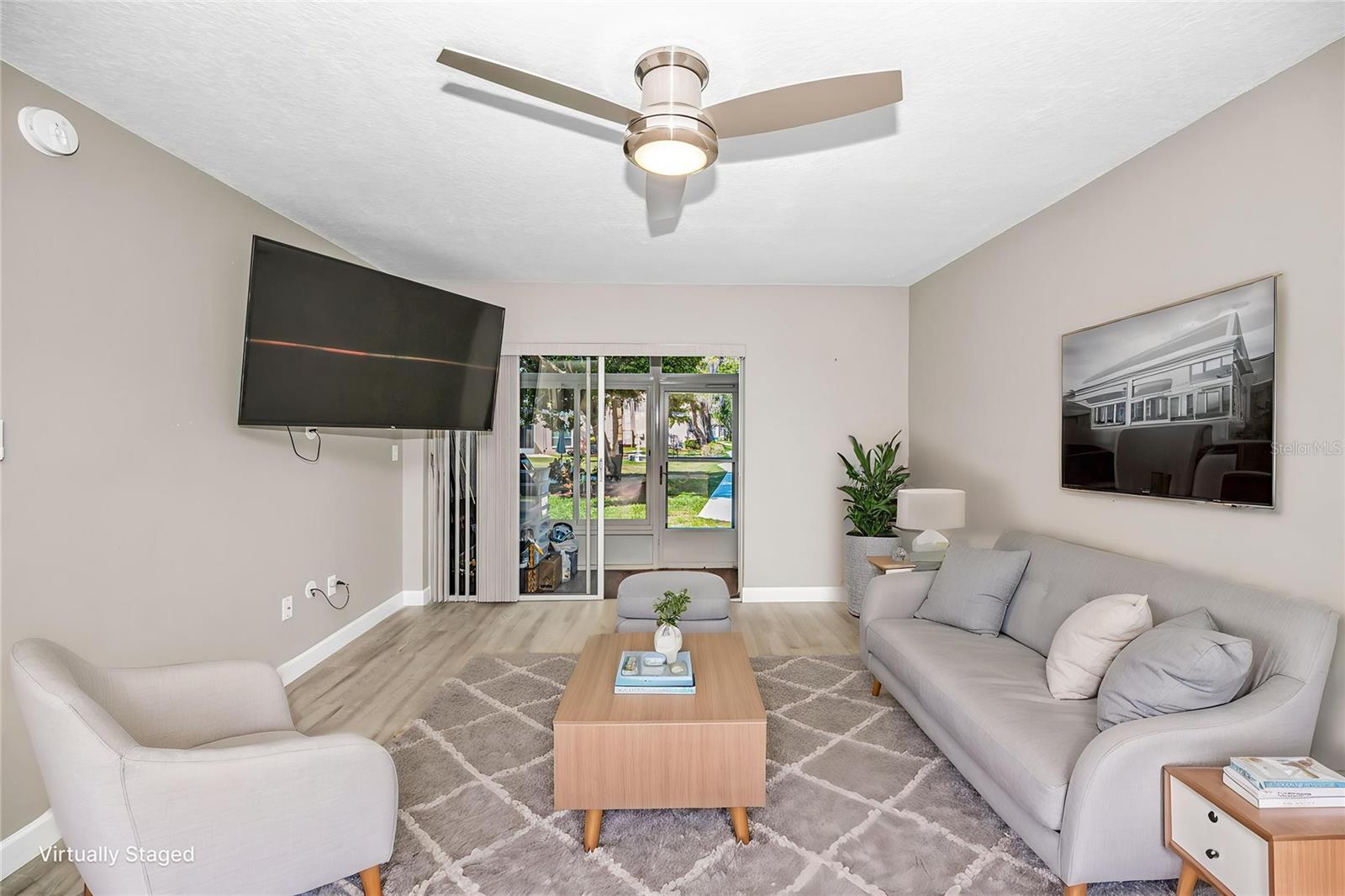 SUNNYBROOK CONDO 10 - Residential