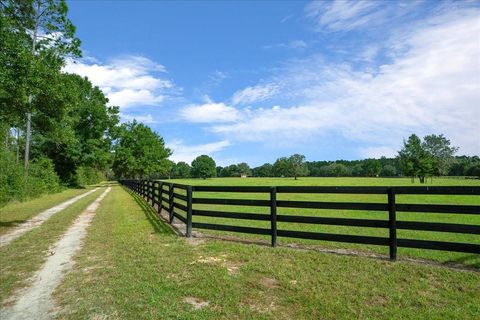 Tiny photo for 0 NW 150th Avenue, Ocala, FL 34482 (MLS # OM711090)