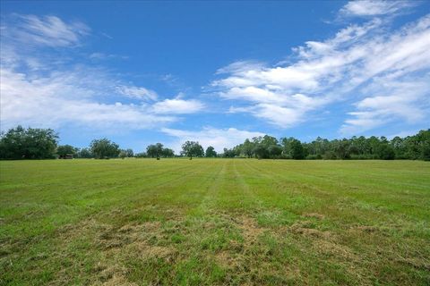 Tiny photo for 0 NW 150th Avenue, Ocala, FL 34482 (MLS # OM711090)