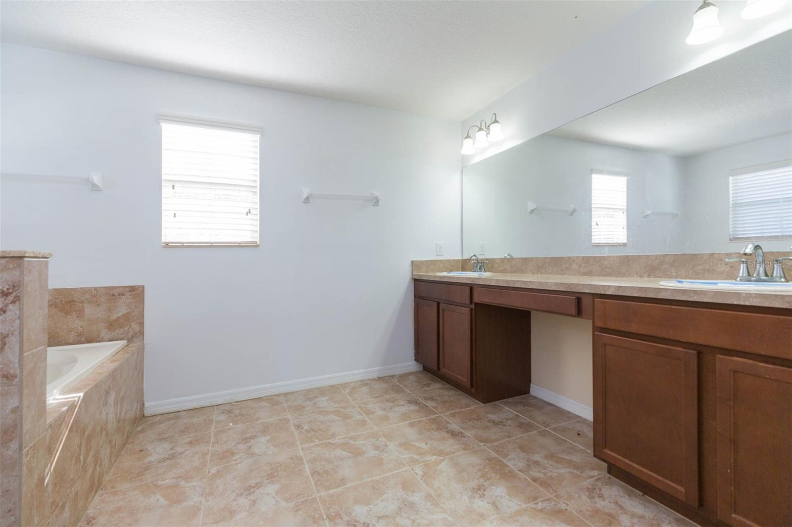 HAWKS POINT PH 1A-1 - Residential