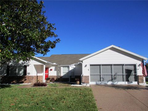 Photo of 11283 SW 139th Place, Dunnellon, FL 34432 (MLS # OM713355)