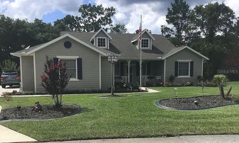 A home in HOMOSASSA