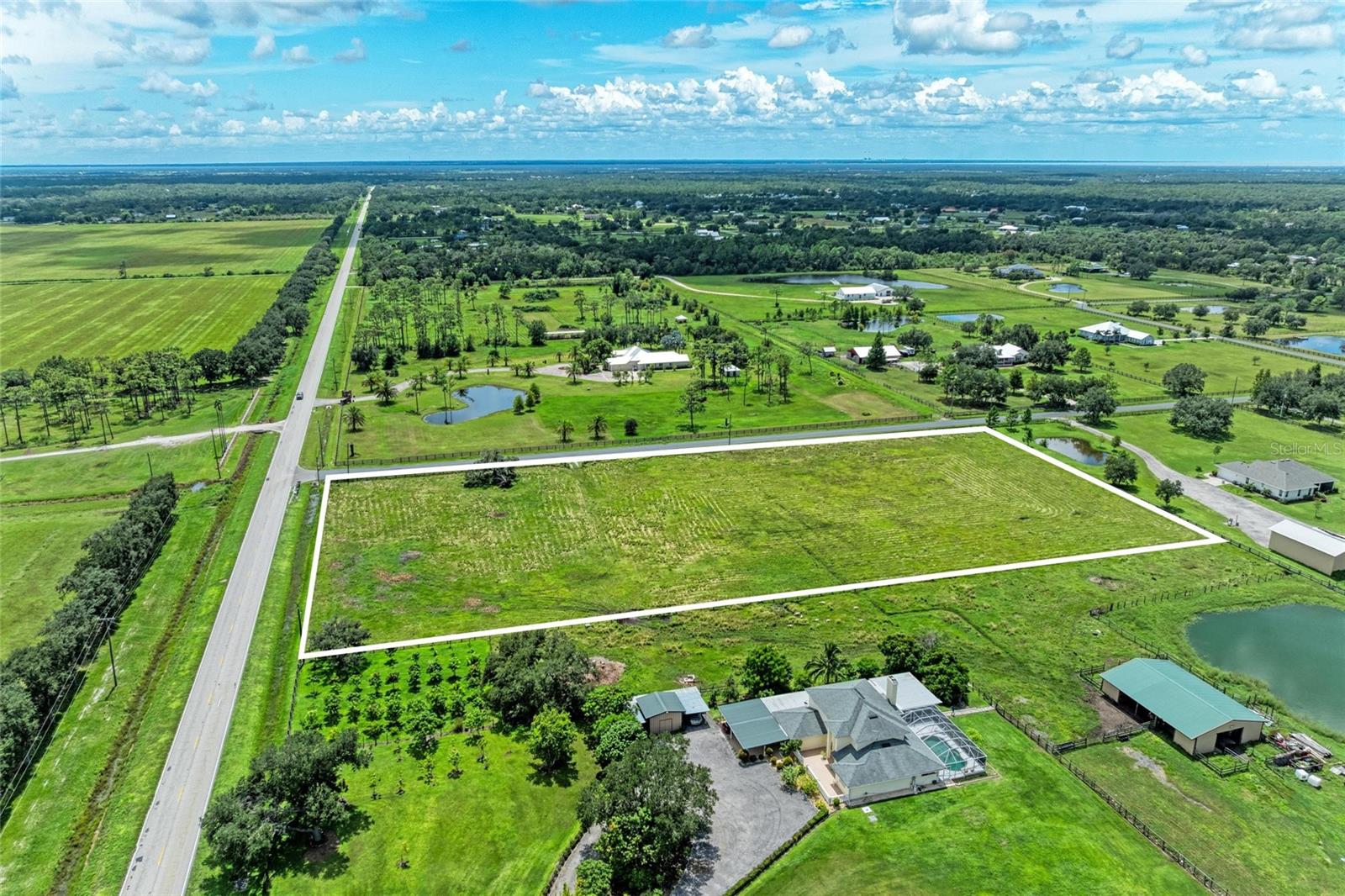 POMELLO PARK - Land