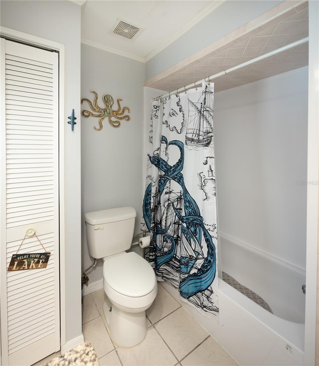 TIMBERLAKE SUB - Residential