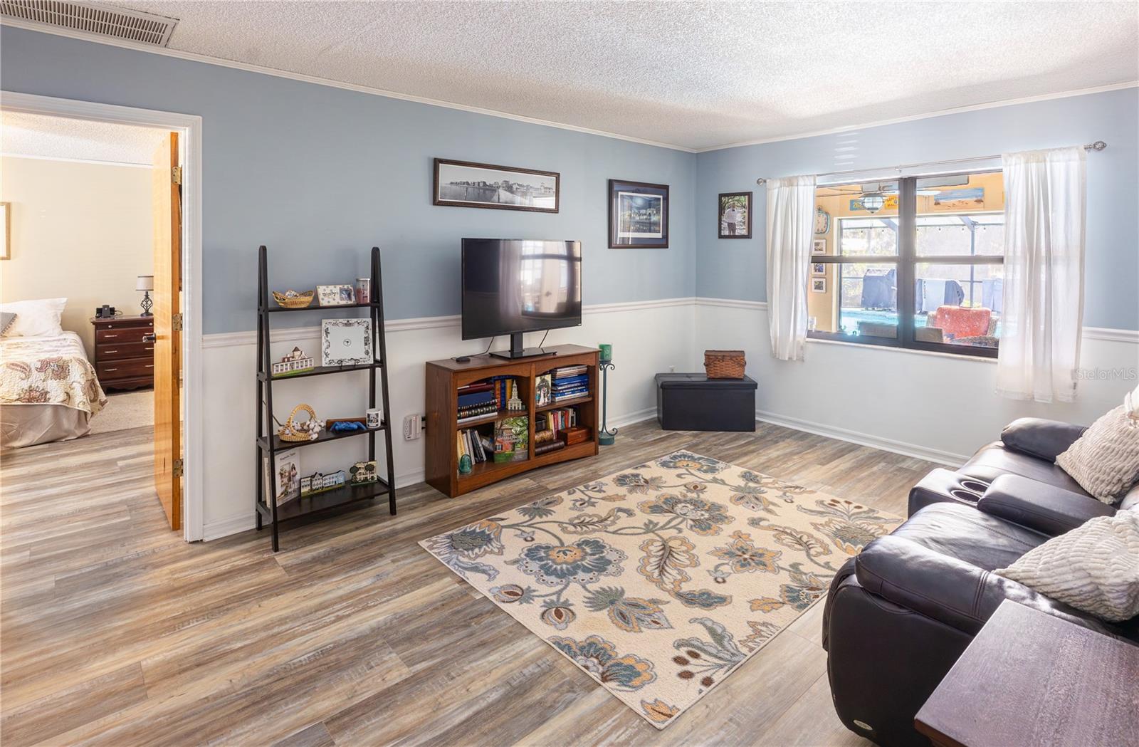 TIMBERLAKE SUB - Residential