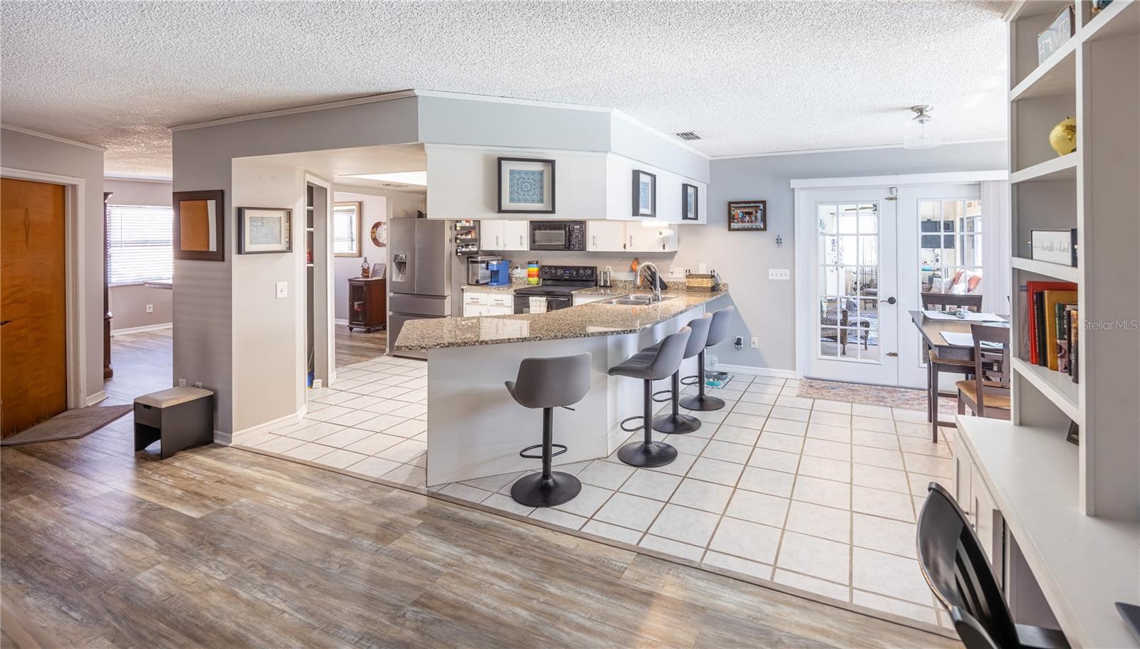 TIMBERLAKE SUB - Residential