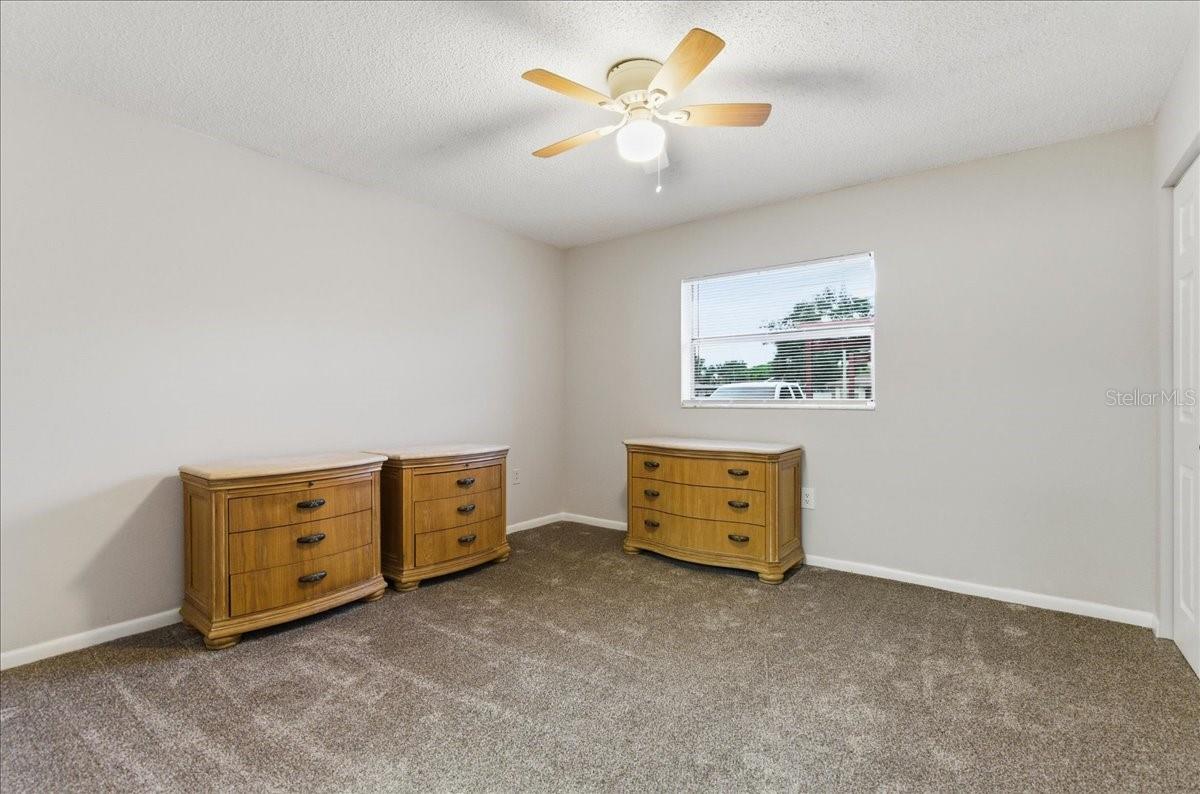 PINELLAS FARMS - Residential Lease