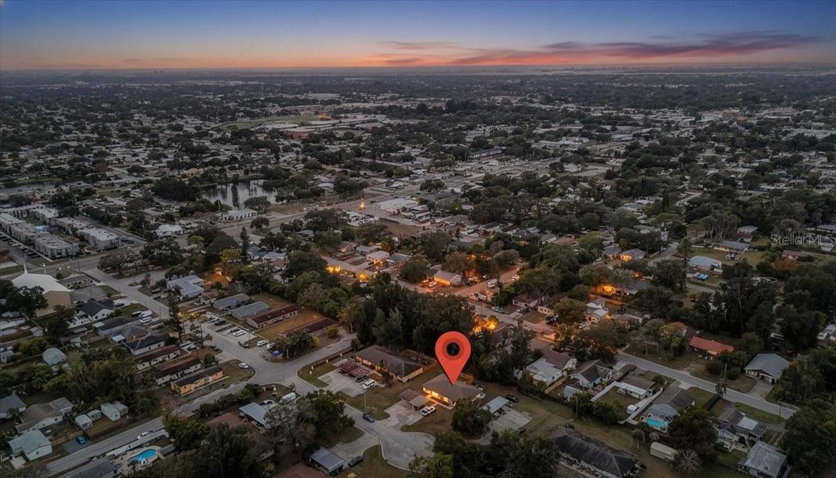 PINELLAS FARMS - Residential Lease