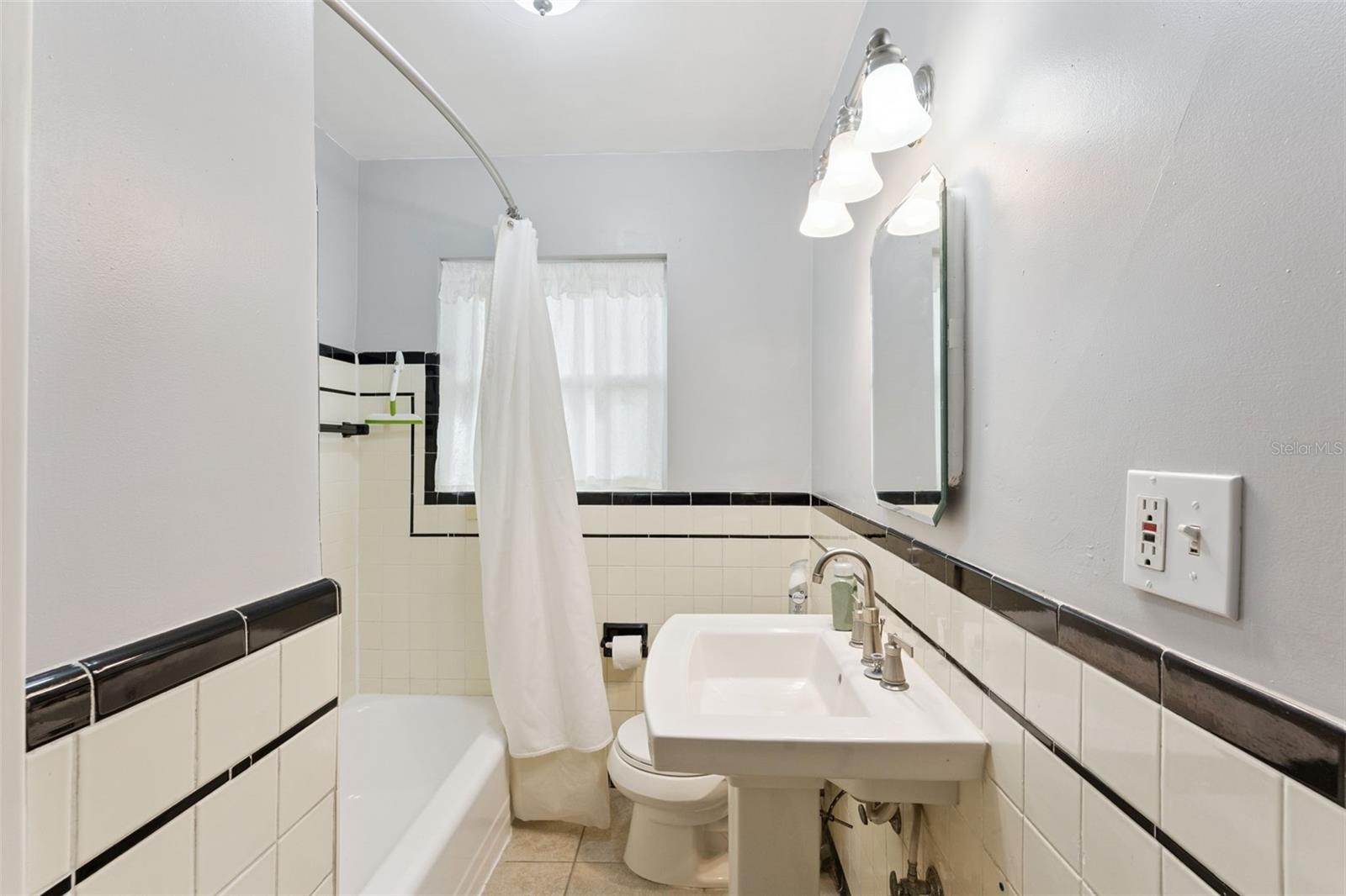 HEWETT HEIGHTS - Residential