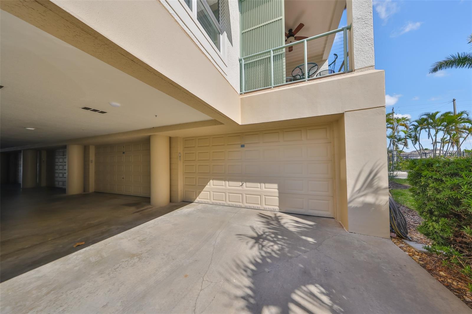 BELLASOL WATERFRONT VILLAS A C - Residential