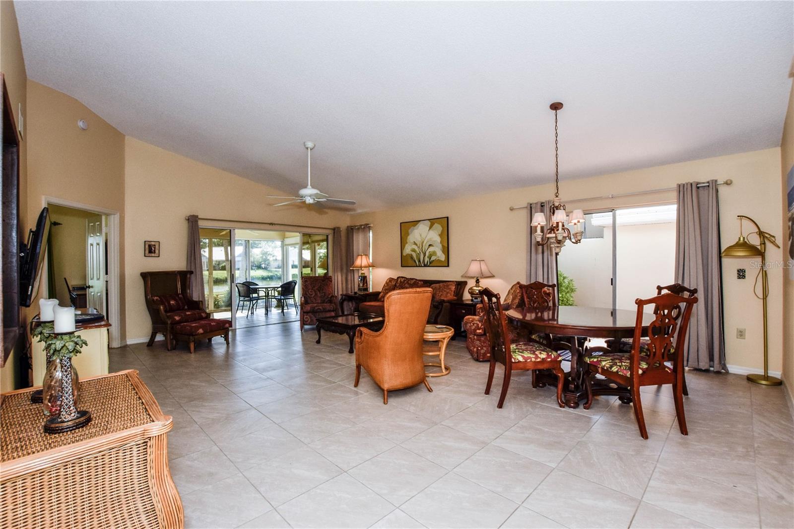 827 HARRINGTON LAKE LANE 35