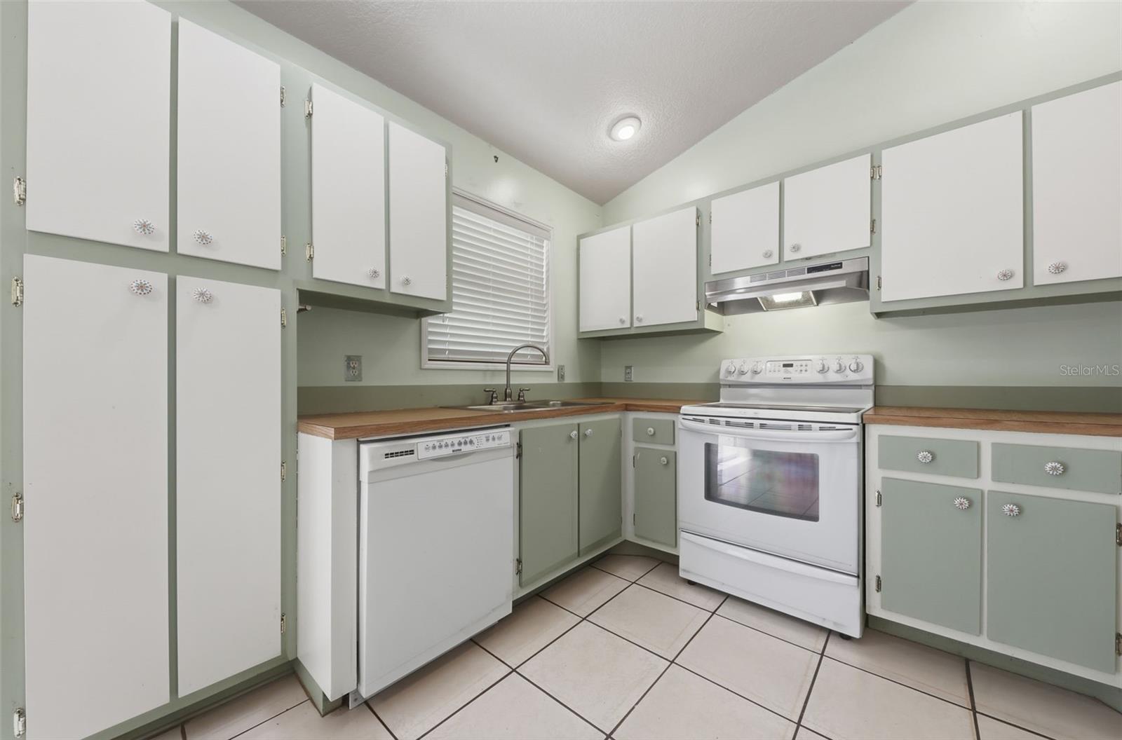 HUCKLEBERRY FIELDS TR N1B - Residential