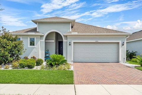 A home in DAVENPORT