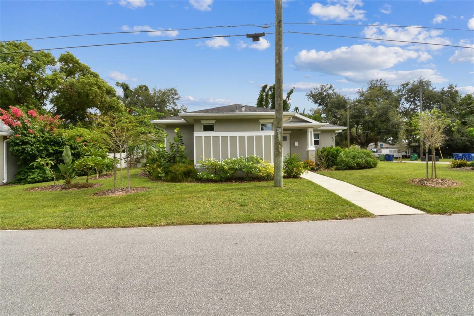 7801 N HIGHLAND AVENUE