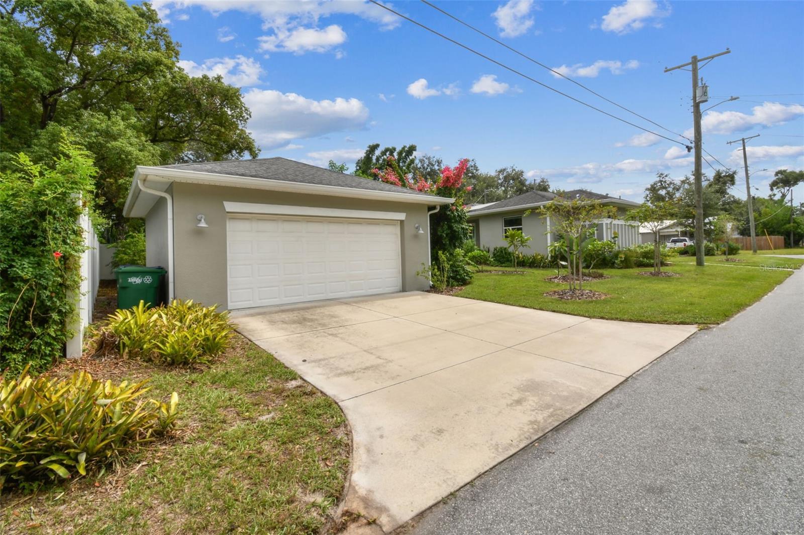 7801 N HIGHLAND AVENUE