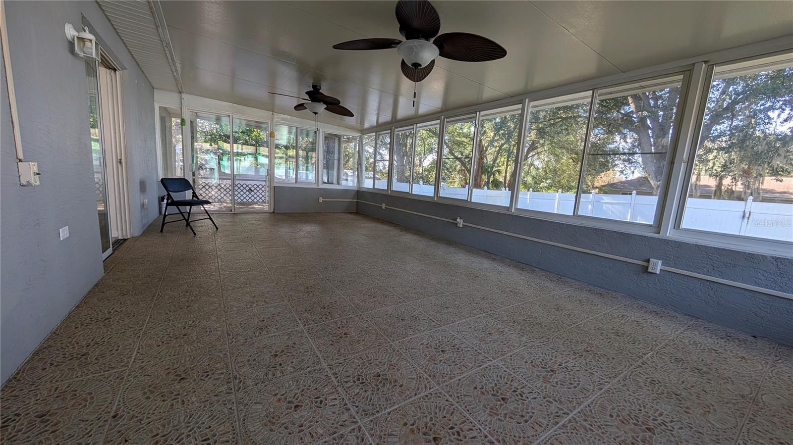 SILVER SPGS SHORES UN 19 - Residential