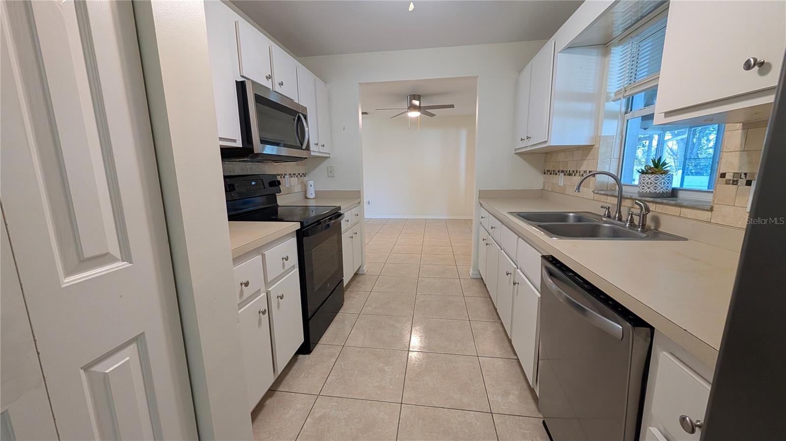 SILVER SPGS SHORES UN 19 - Residential