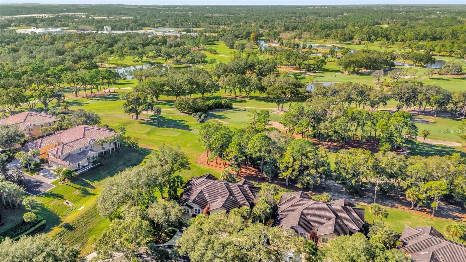 HOWEY MISSION SONOMA CONDO - Residential