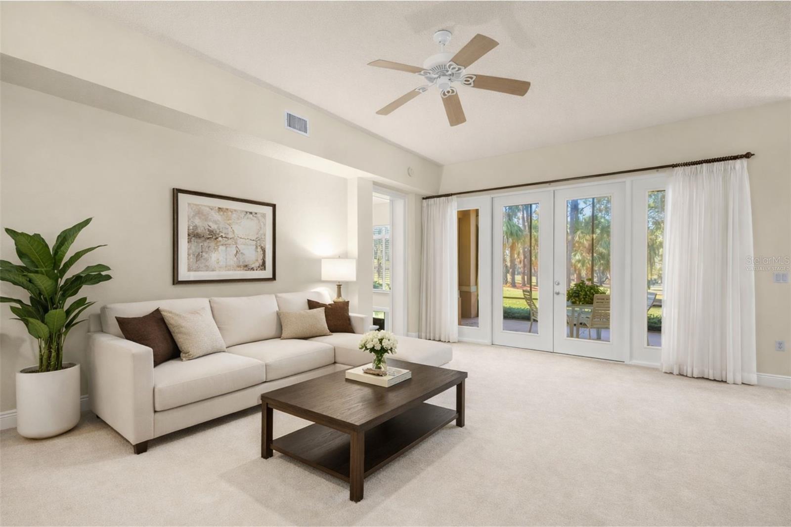 HOWEY MISSION SONOMA CONDO - Residential