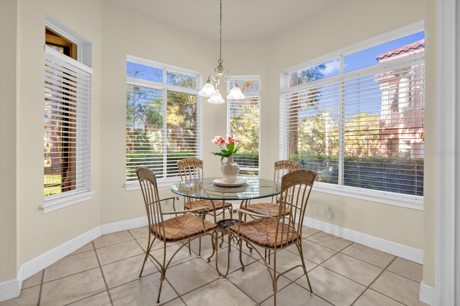 HOWEY MISSION SONOMA CONDO - Residential