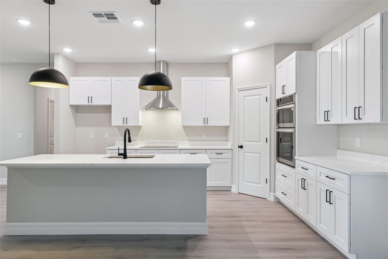 42875 HONEYSUCKLE STREET