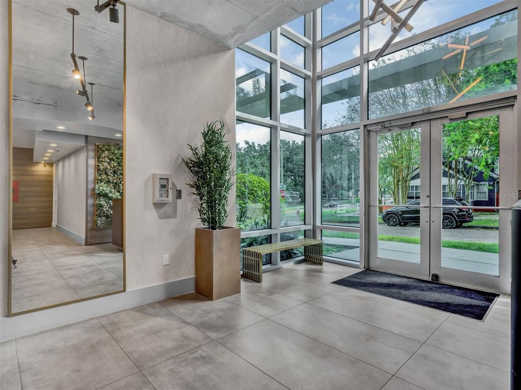 Photo of 525 E Jackson Street #401, Orlando, FL 32801 (MLS # O6384970)