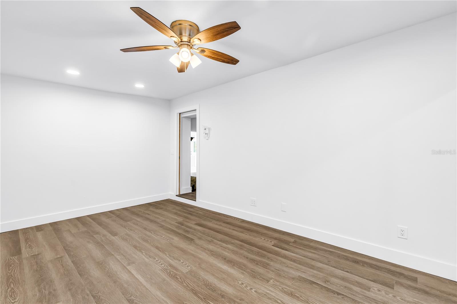 NORTH ST PETERSBURG - Residential