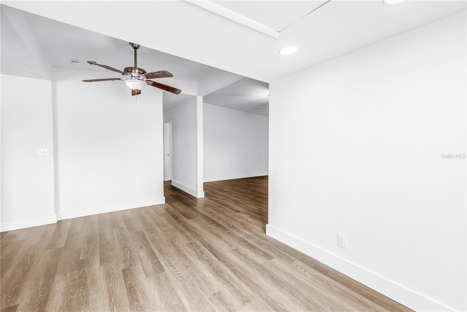 NORTH ST PETERSBURG - Residential