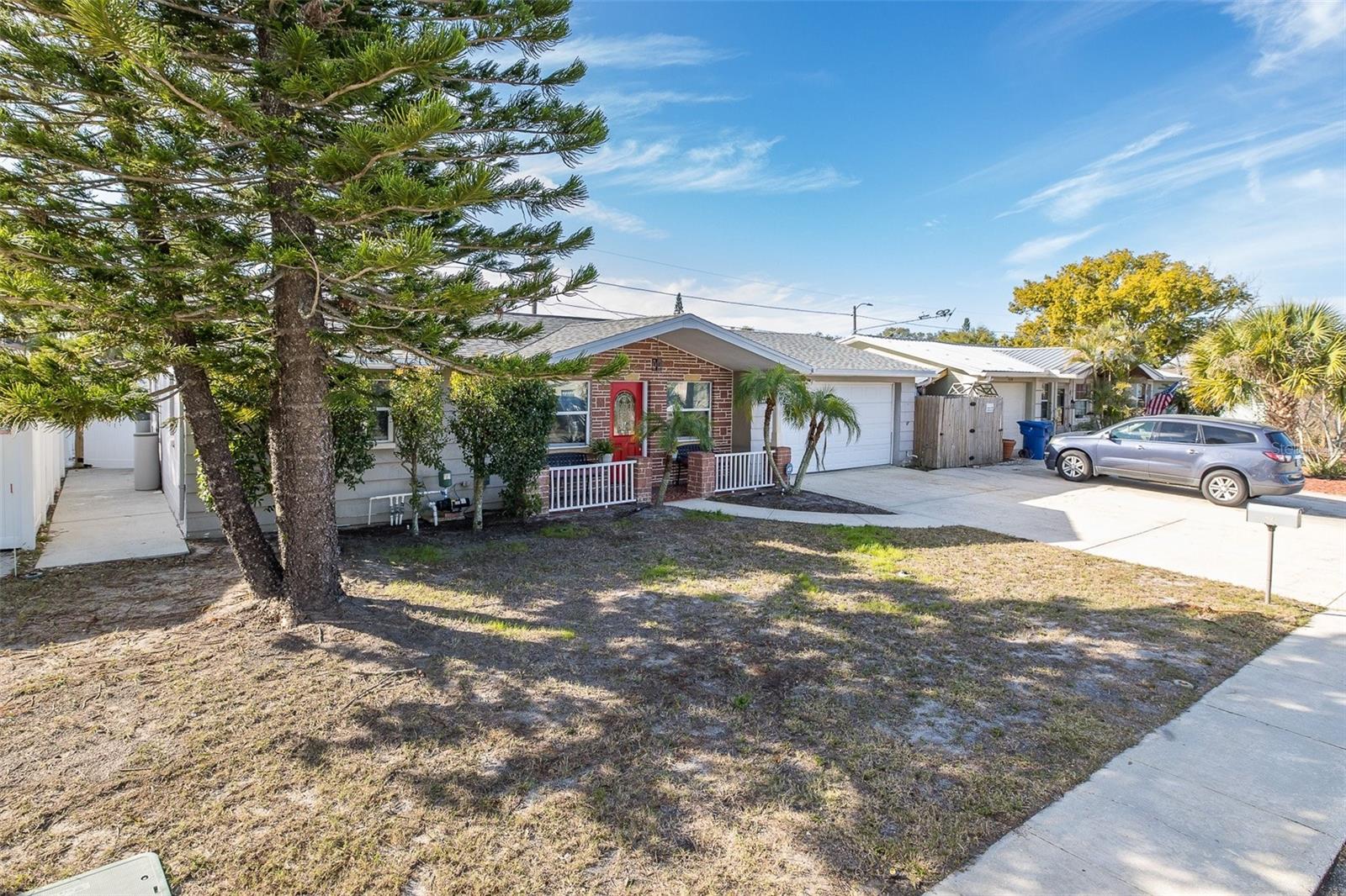 HOLIDAY LAKE ESTATES - Residential