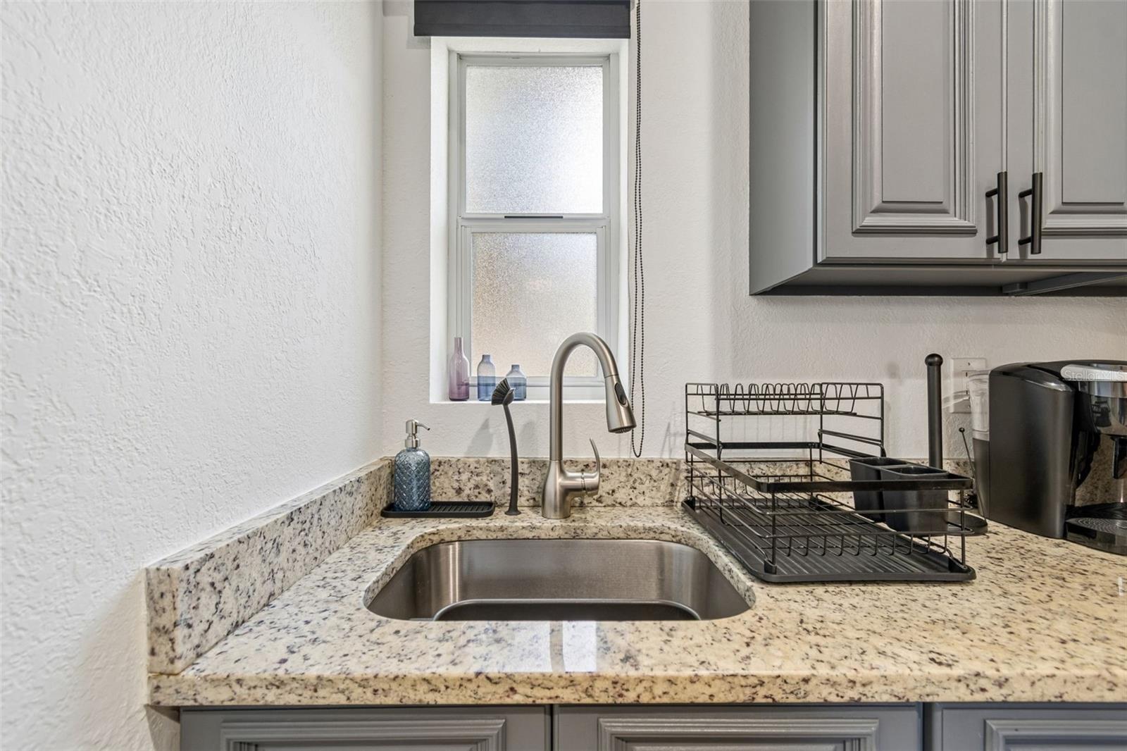 PINECREST PARK - Residential