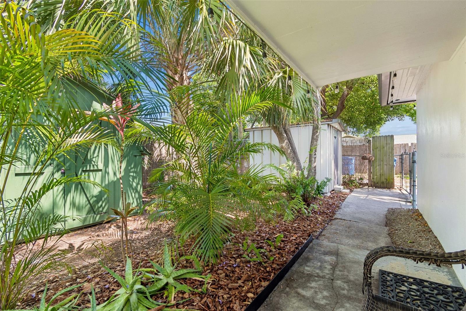PINECREST PARK - Residential