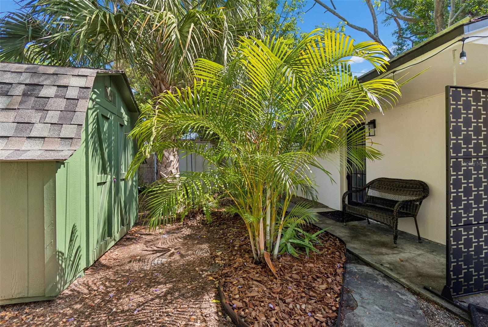 PINECREST PARK - Residential