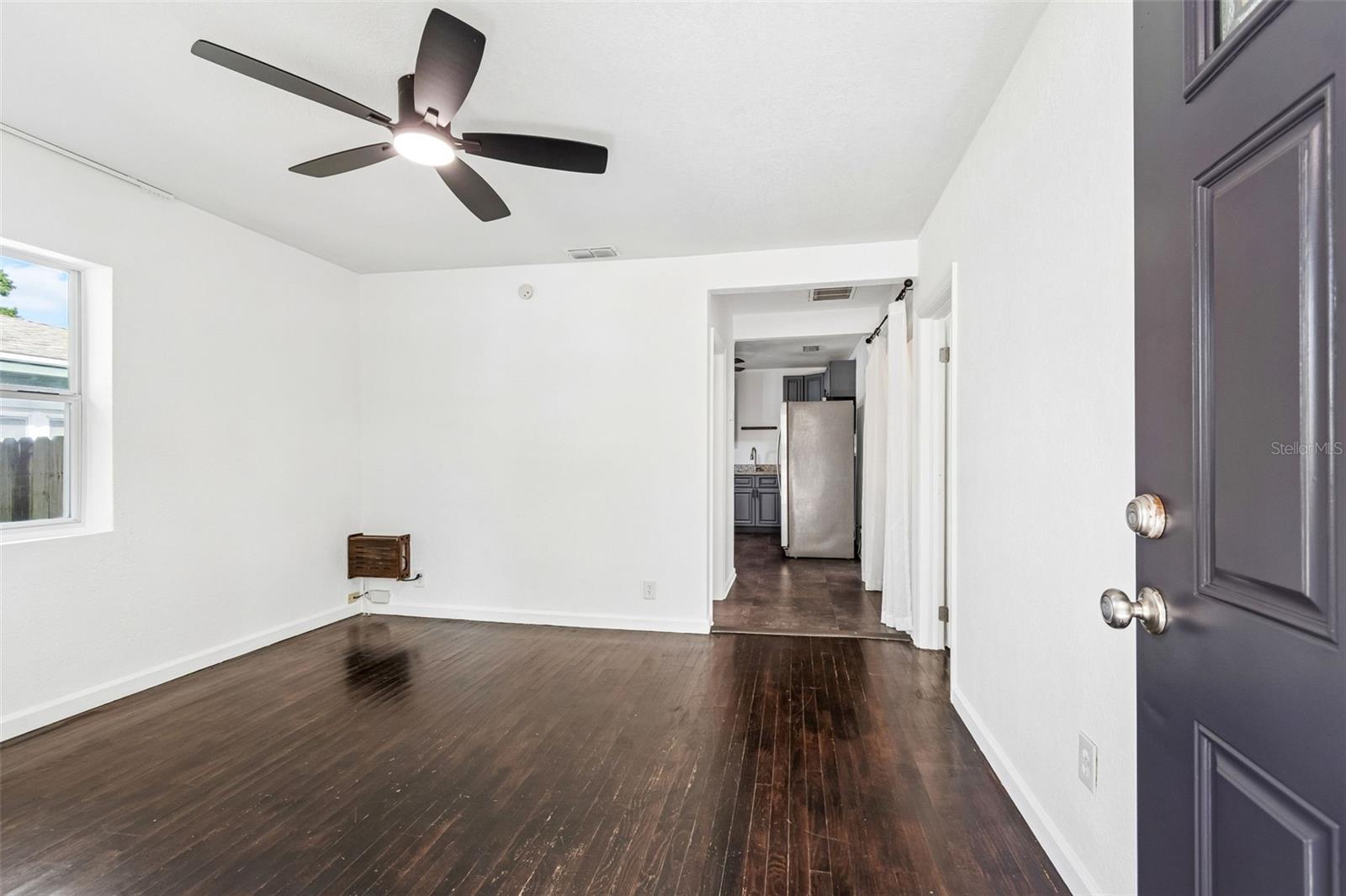 PINECREST PARK - Residential