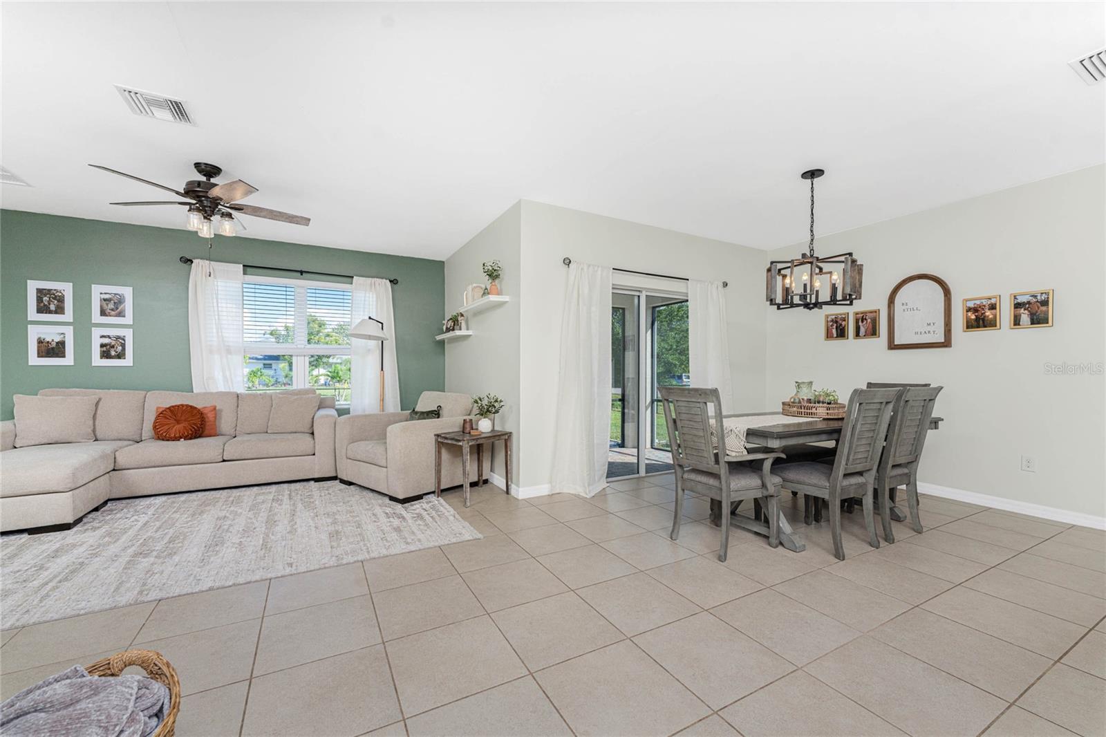 PUNTA GORDA ISLES SEC 20 - Residential