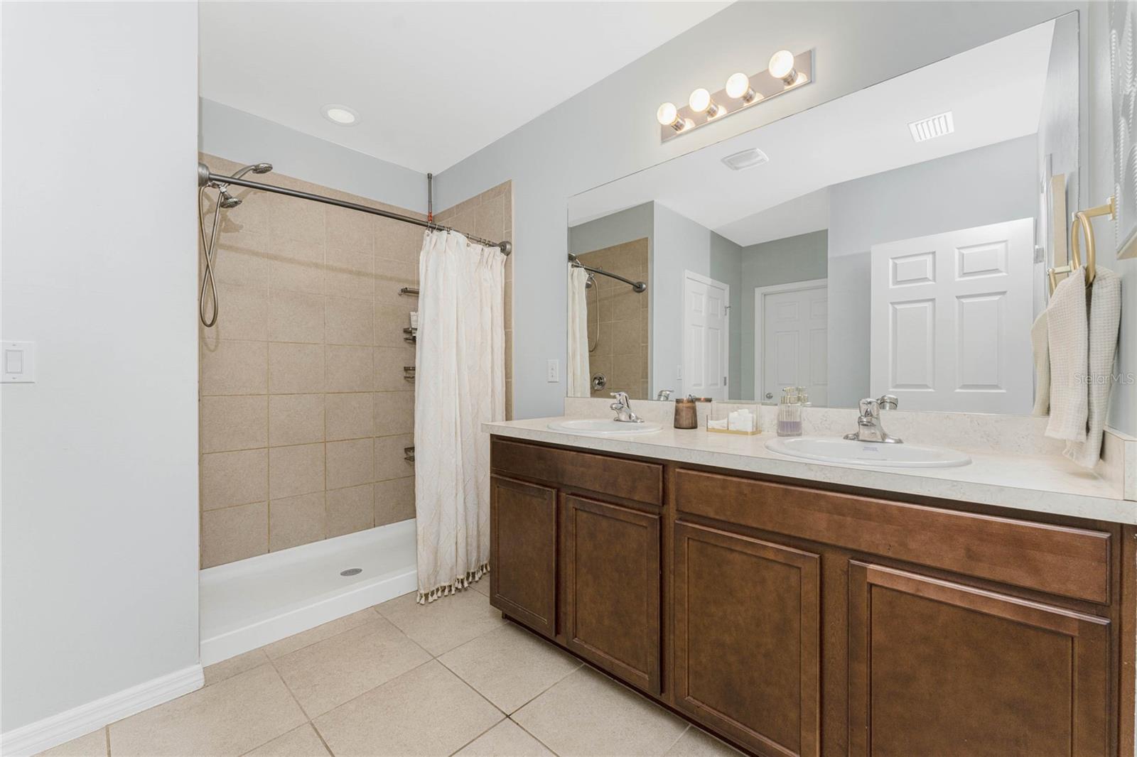 PUNTA GORDA ISLES SEC 20 - Residential