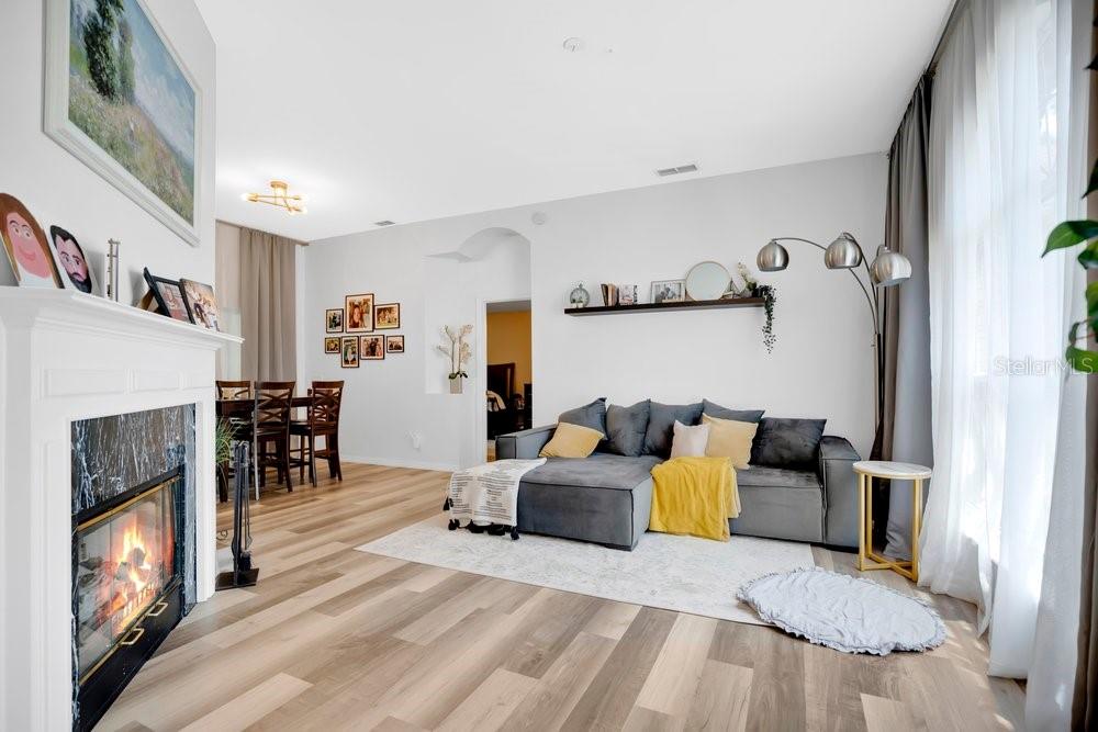 COUNTRY CLUB PARK PH 3 - Residential