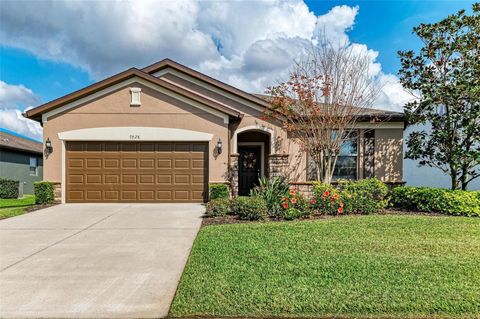 A home in PARRISH