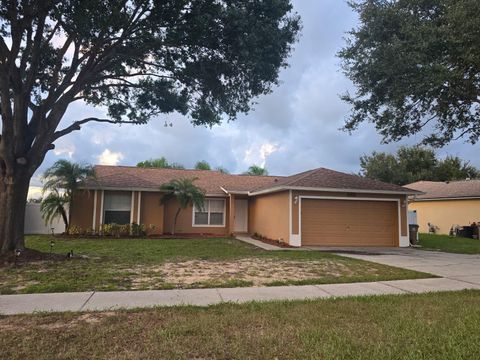 Photo of 13303 Pinyon Drive, Clermont, FL 34711 (MLS # O6348192)