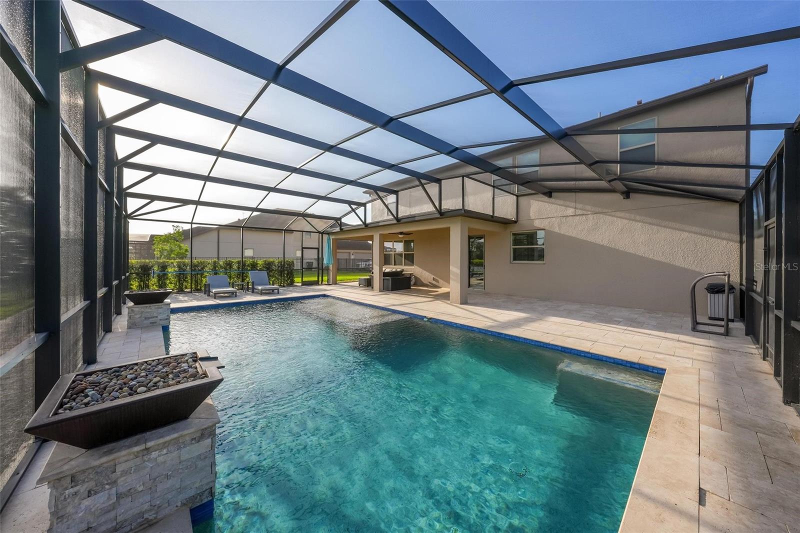 ESTATES/LK PICKETT - Residential