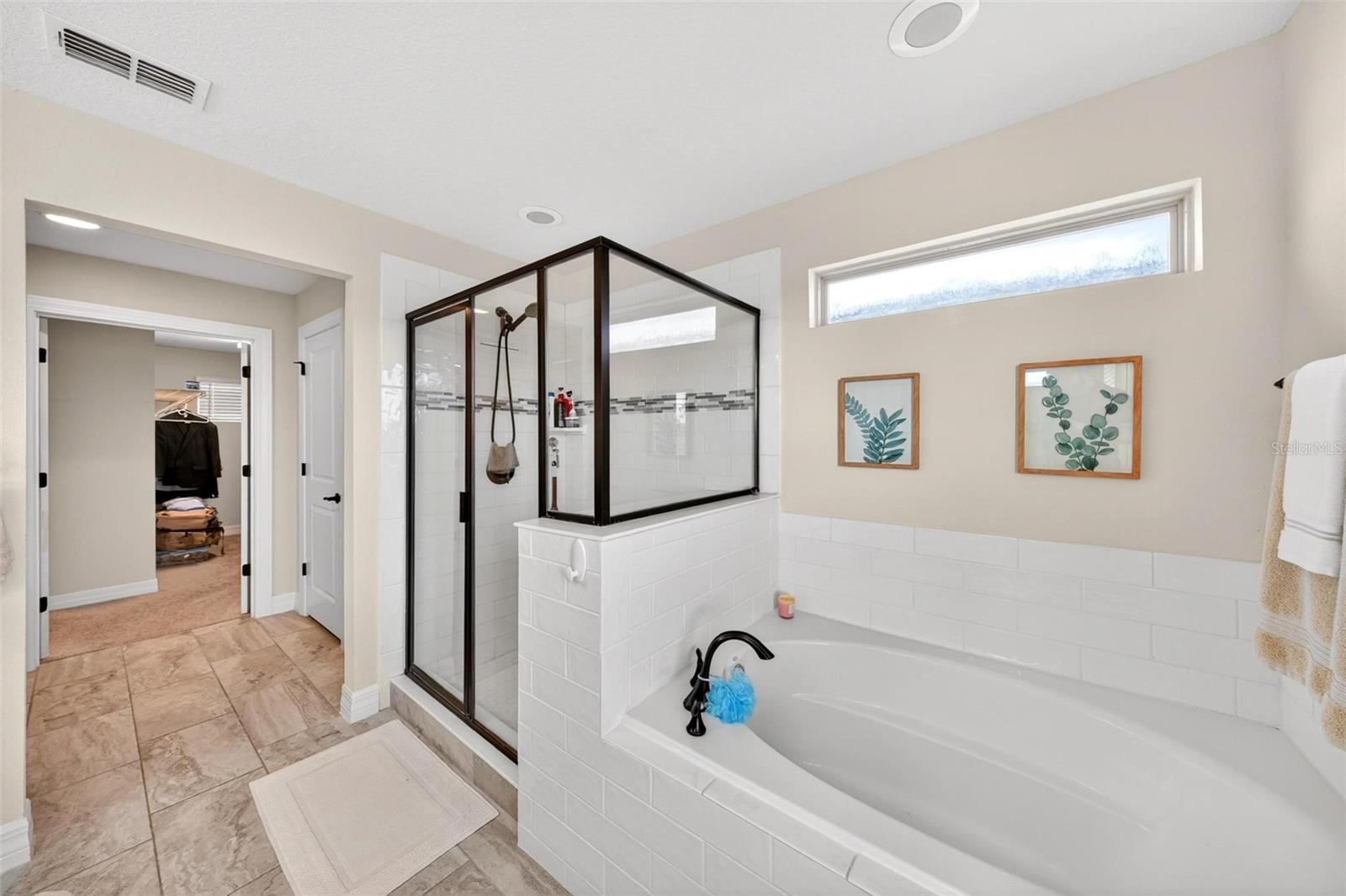 ESTATES/LK PICKETT - Residential