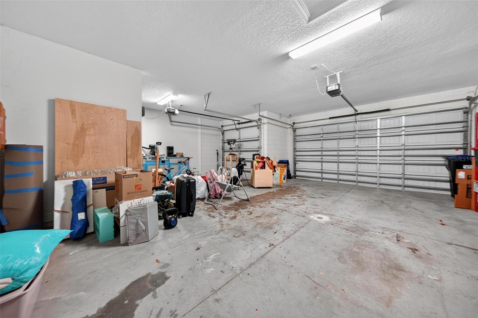 ESTATES/LK PICKETT - Residential
