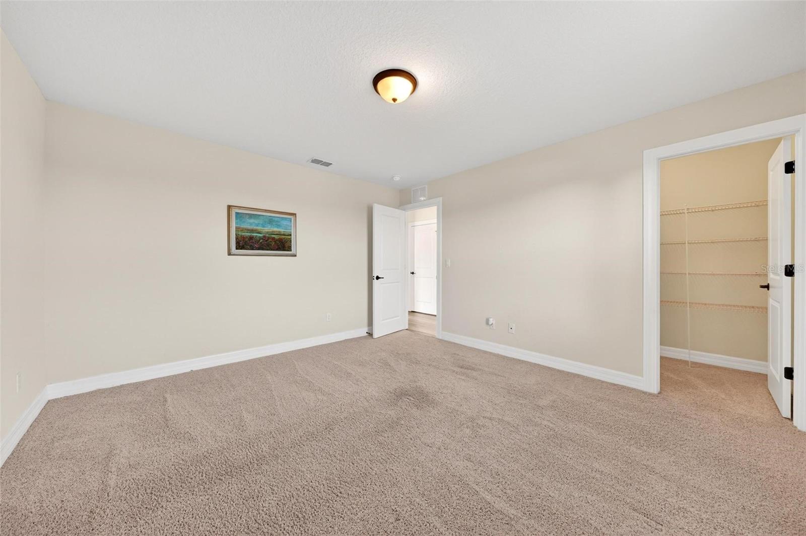 ESTATES/LK PICKETT - Residential