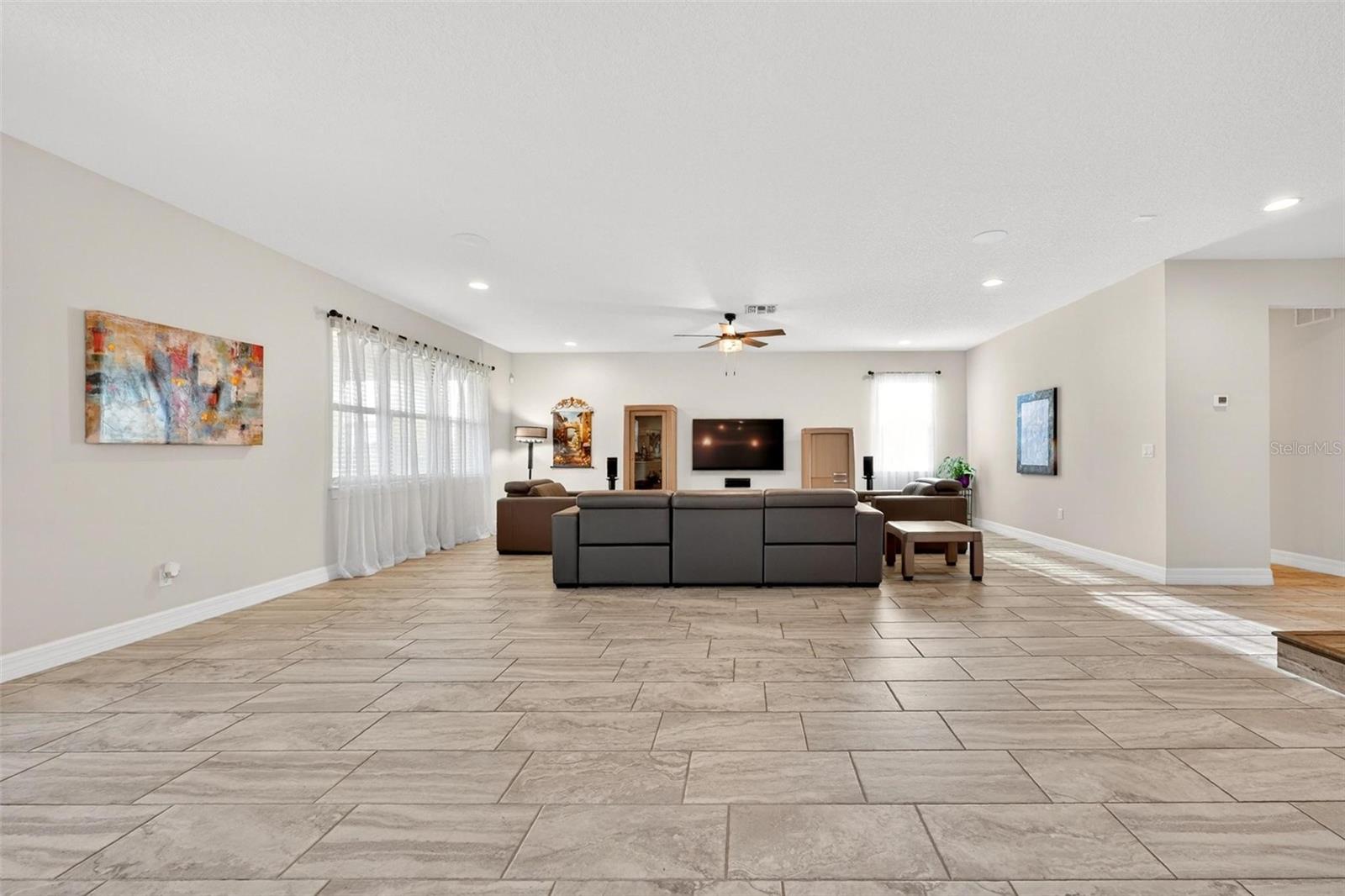 ESTATES/LK PICKETT - Residential