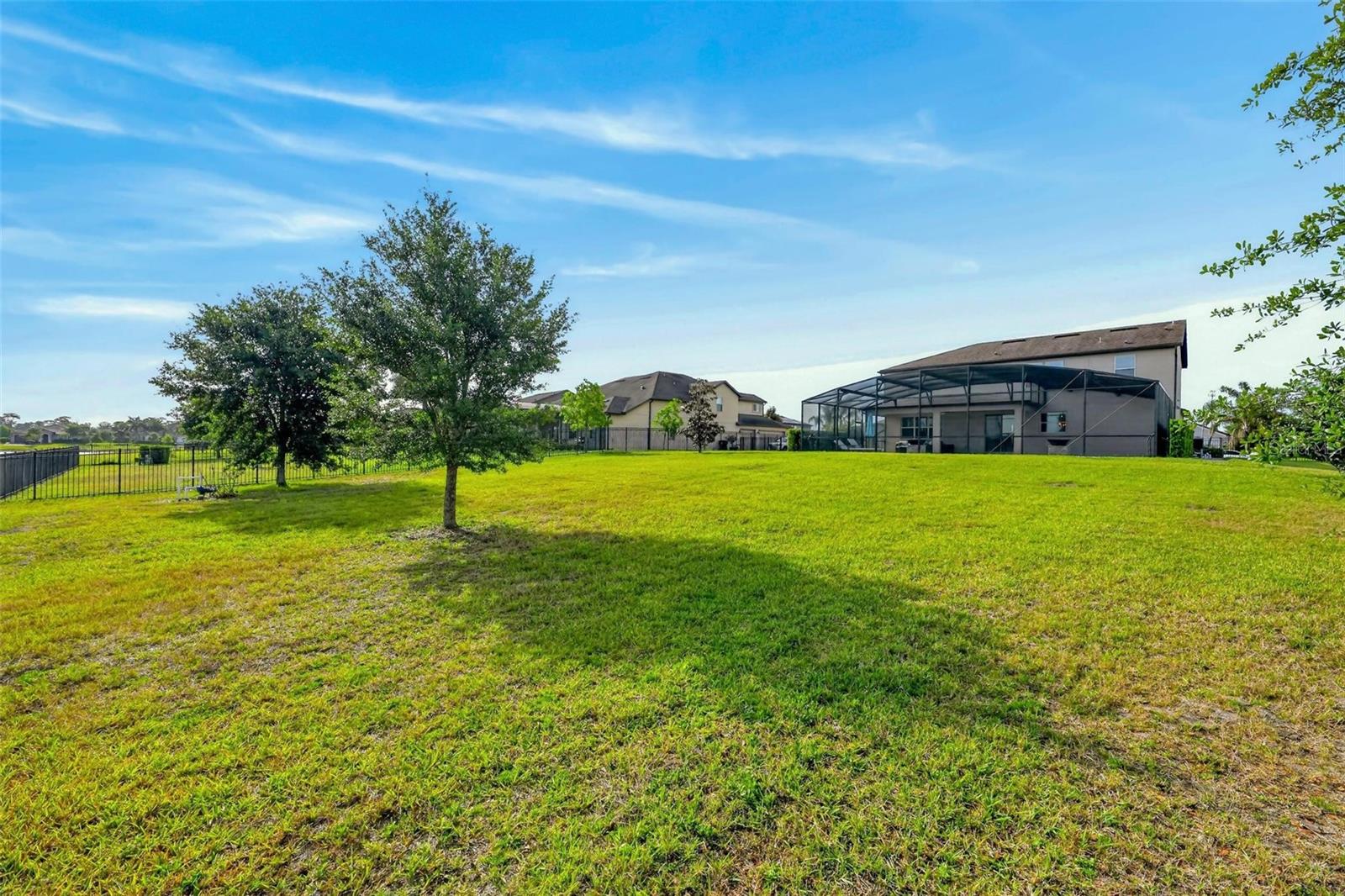 ESTATES/LK PICKETT - Residential