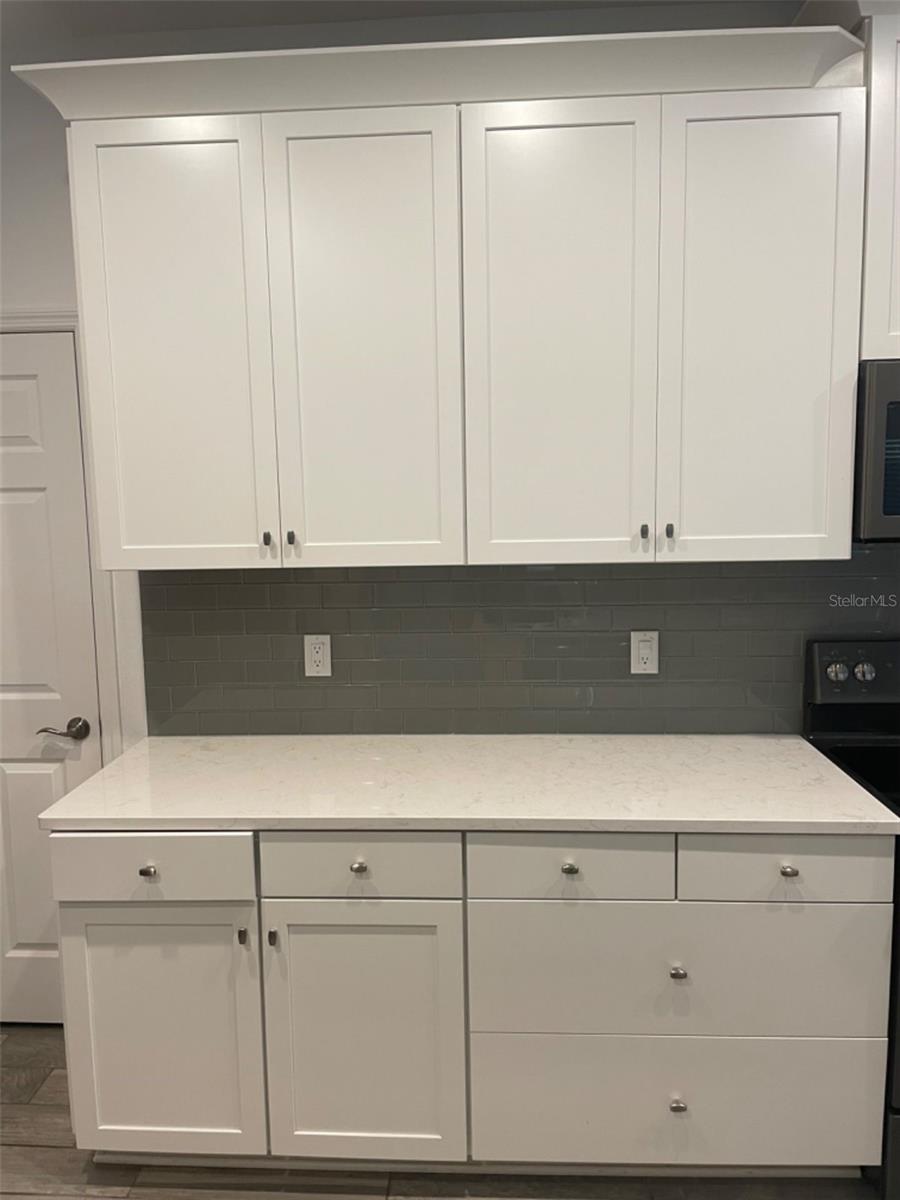 WEST LAKE TWNHMS PH 2 - Residential Lease