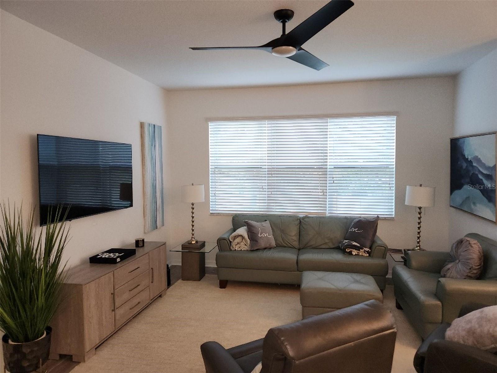 11512 CROWNED SPARROW LANE